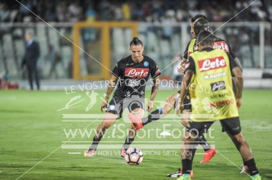Pescara v SSC Napoli - Serie A