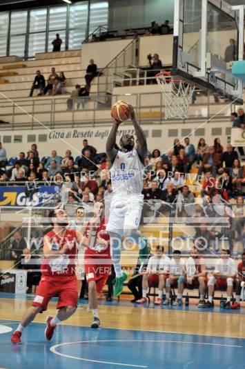 Roseto Sharks vs Ravenna 85-70