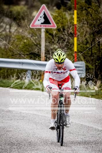 The Cyclist on the road